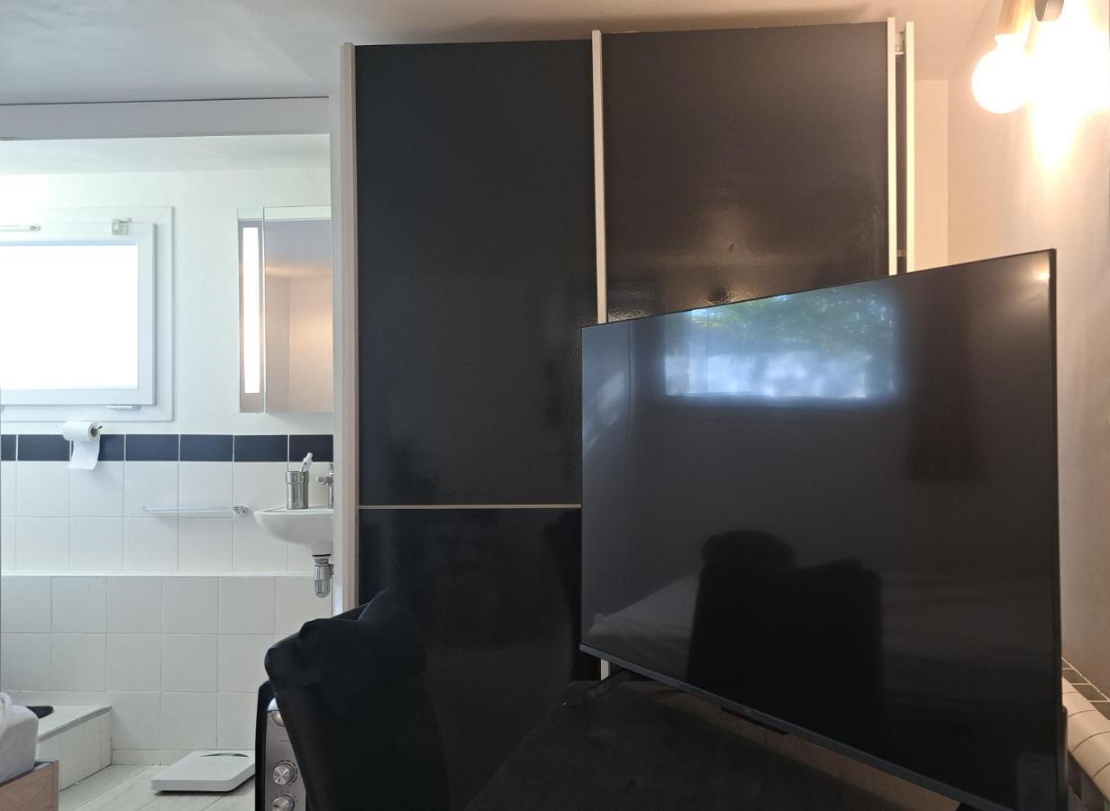 Studio Maxi 3 Pers, Acces Facile, Proche Gare Pour Paris Сент-Женевьев-де-Буа Экстерьер фото